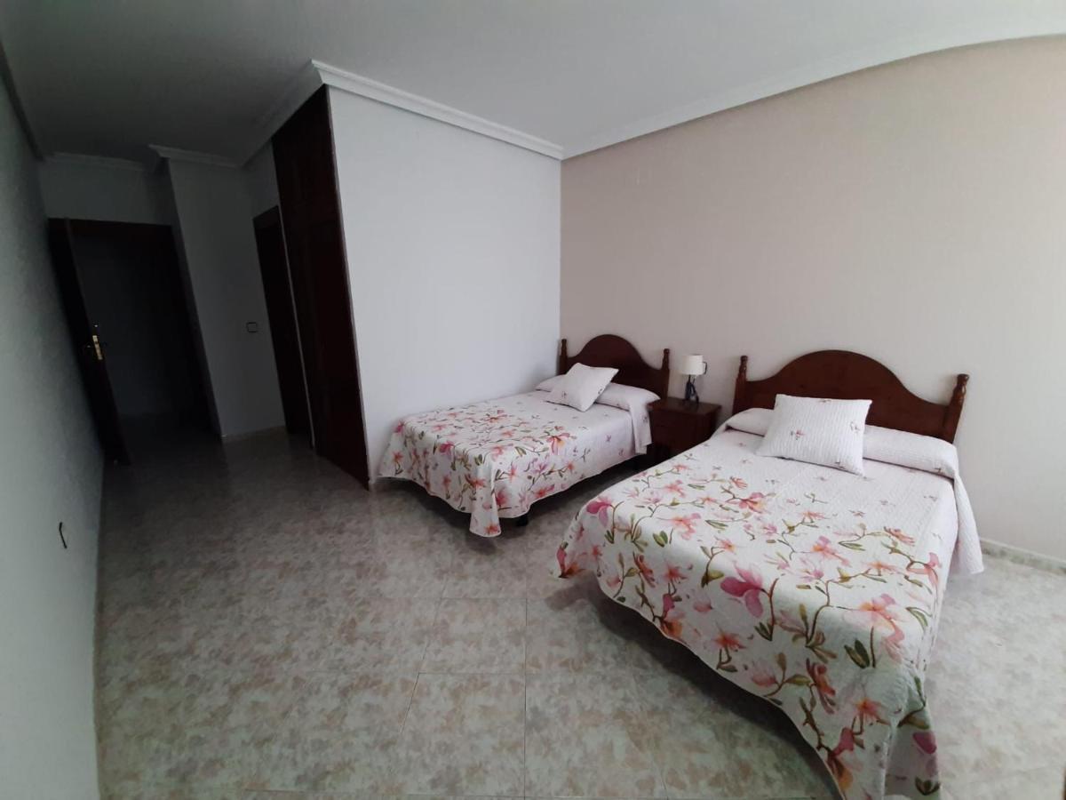 Hostal Restaurante El Abad Abadia Bagian luar foto